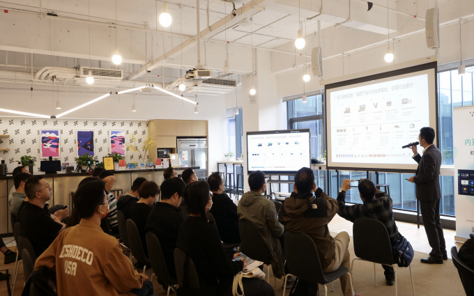 Kandao Meeting Ultra系列全新视频会议机助力混合办公效率提升