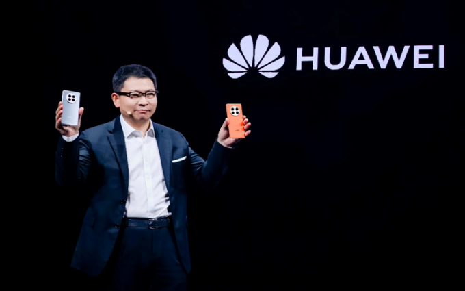 还未发布便背上“抄袭”骂名，华为Mate 60为啥要用灵动岛？