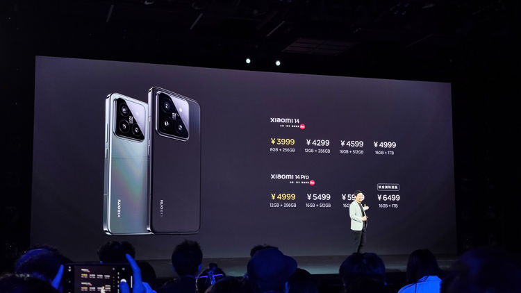 澎湃系统加持，小米14体验对标iPhone，售价3999元起或成绝唱