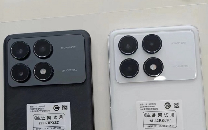 红米K70系列真机提前曝光，直角金属中框，后摄模组有突起