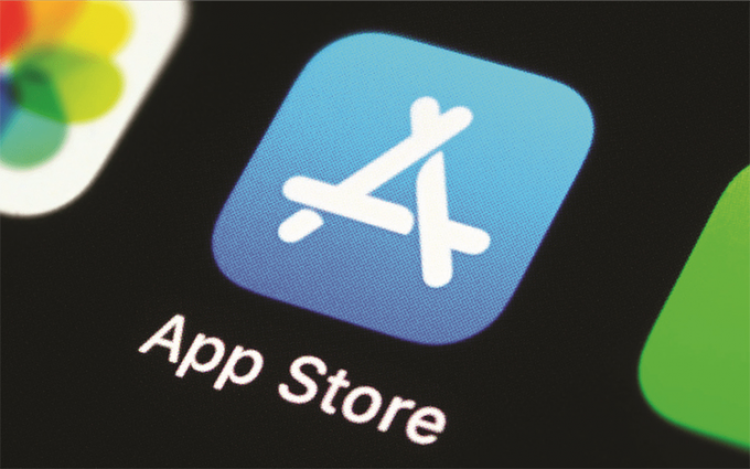 终于在App Store上松口了 苹果或于明年3月前在欧洲开放第三方App下载