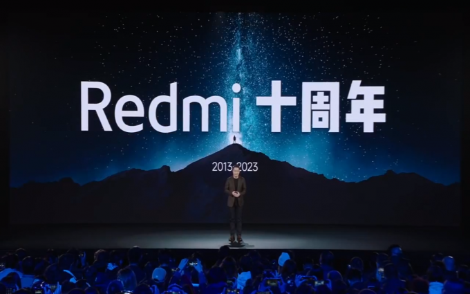 “平头哥”Redmi十年发展史，不是在干架就是在干架的路上
