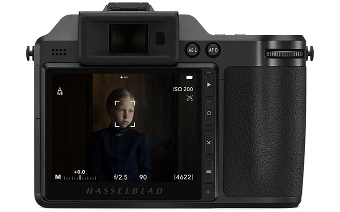 等了一年哈苏XCD 90mm f/2.5 V上市了，X2D 100C还获人脸对焦功能