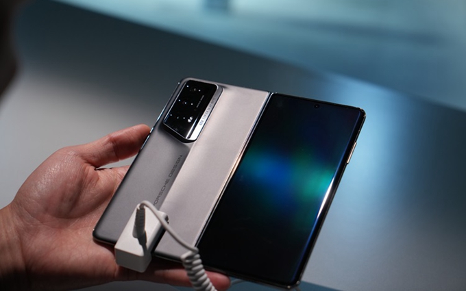 MWC2024 | 荣耀Magic6 Pro海外发布，DXO多项榜单第一，售价比国内贵近一倍