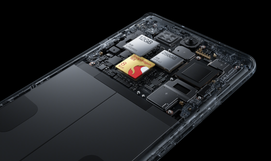 五大体验维度全面升级，一加 Ace 3 Pro 带来全球顶级 1.5K 东方屏