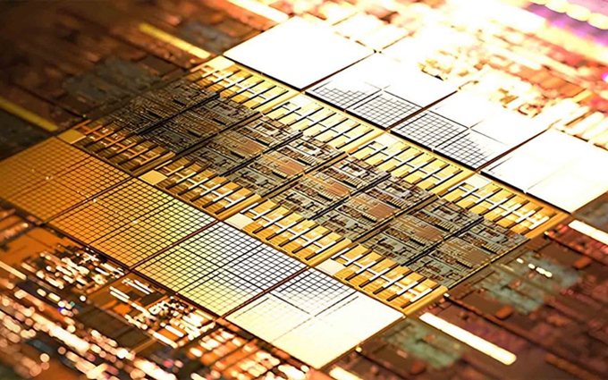 英特尔官方公布Intel 3工艺：能效提升17%，未来还有多个版本演化