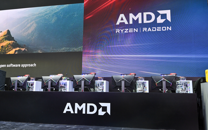 AMD锐龙9000系列处理器ChinaJoy首秀：液氮加持下R23跑分破5.5万