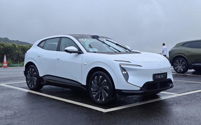 试驾阿维塔07:操控、智能、续航均衡发展 大概就是这种感觉