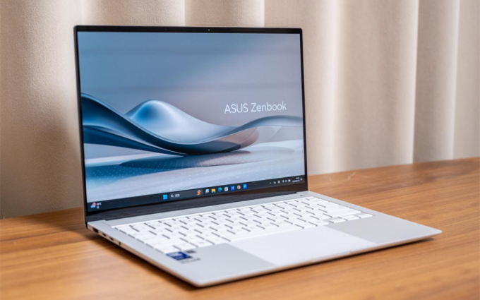 华硕灵耀14 Air测评:酷睿Ultra 7 258V加持,小巧机身强大内心