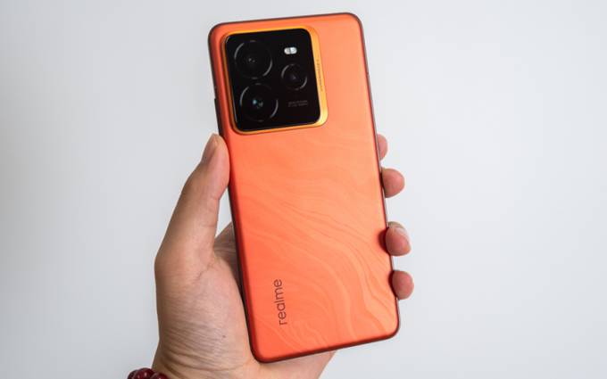 真我GT7 Pro测评:性能续航大升级影像不妥协,无短板体验才是真Pro