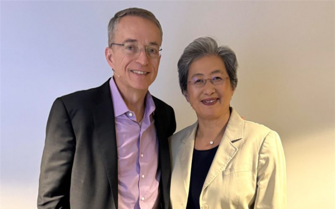 AMD这回真YES起来了!曝英特尔芯片设计业务或将被AMD并购