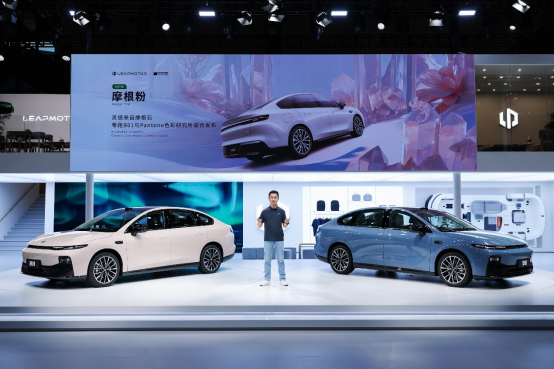 携高颜值高品质产品+暖心服务登陆2025上海车展，国际化零跑展台邀您来打卡