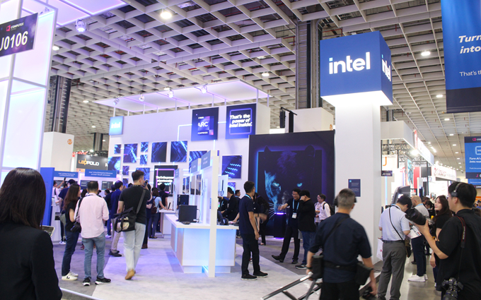 英特尔COMPUTEX 2025发布锐炫B系列GPU：为AI创作而生