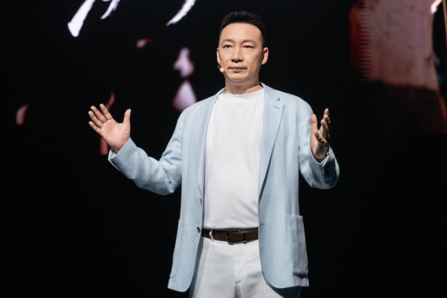 轻旗舰荣耀400系列发布，冠绝档位之作重构市场格局