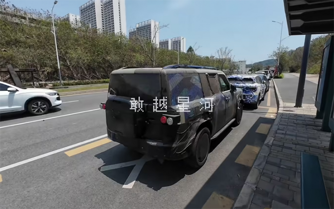 疑似方程豹钛7谍照曝光，硬派造型，尺寸接近豹5