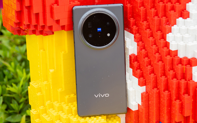 vivo X Fold5体验:兼具轻薄、颜值、影像、耐用、性能的均衡表现