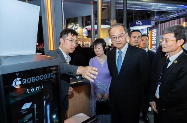 科技园率领科企首度亮相巴黎 VivaTech 2025