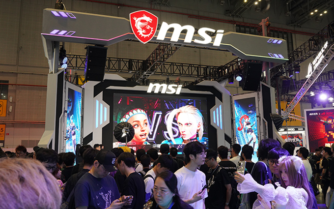 “魔龙姬”驾到！微星携魔龙姬定制主机、外设全家桶亮相BW2025