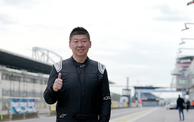 闫闯炮轰小米？幕后原因大概率和陈震一样