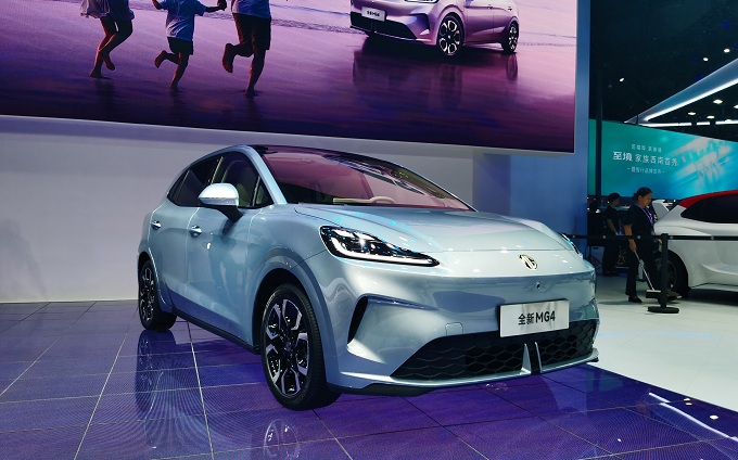 全球首款半固态电池正式上车?全新MG 4 6.58万起!
