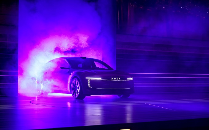 智己L6换壳？奥迪E5 Sportback：20万出头，换不换不重要！