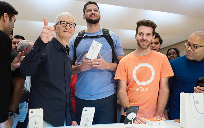 我咋不太信呢?苹果CEO库克称iPhone 17系列涨价与关税无关