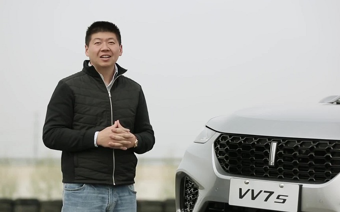 闫闯发文卖掉YU7？为何小米不招车评人喜欢