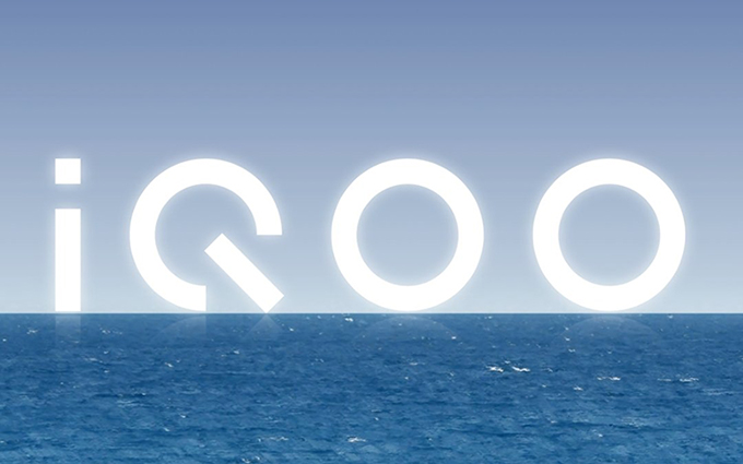 产品经理预热iQOO 15,被网友吐槽句句不离iPhone