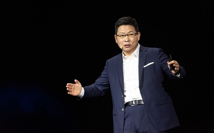 余承东发布会火力全开，怒怼漂移！网友：谁对号入座，谁尴尬