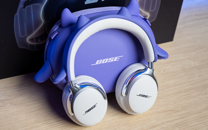 Bose×王鹤棣限定联名款头戴式耳机，戴上它成为焦点