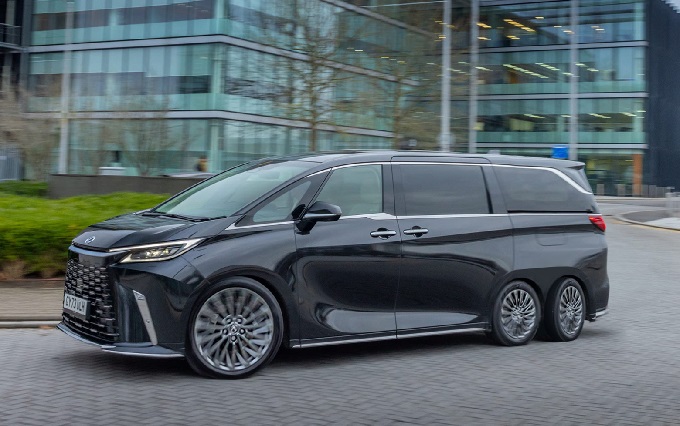 后双轮设计？雷克萨斯全新LS概念车，居然是台MPV！