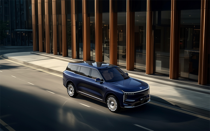 智己LS9定档11月4日：上汽旗舰，将首发多项技术