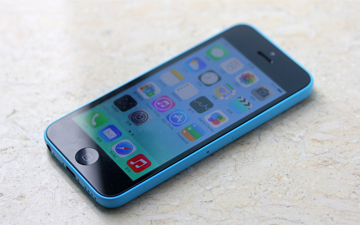 美国政府：苹果你不解锁iPhone？那就交出源代码！
