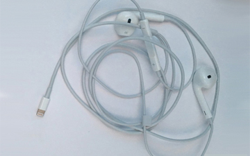 耳机口确实没了 iPhone 7耳机曝光