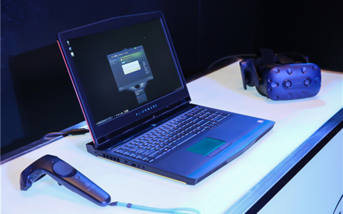 Alienware全新升级 搭载八代Intel 酷睿i9超频可至5.0 GHz