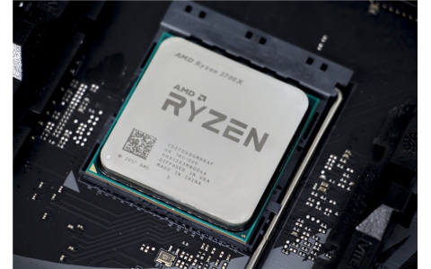 我们搞来了AMD家的二代新锐龙！Ryzen 7 2700X 和 Ryzen 5 2600X……