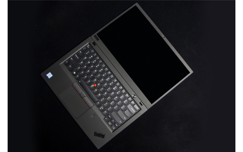  一代宗工之作    ThinkPad X1 Carbon 2018上手简评