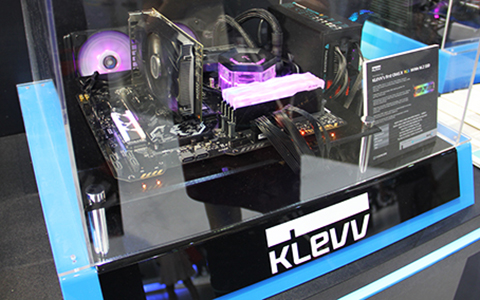 Computex2018 | 华丽灯效 精彩呈现 科赋发布存储新品打造完美品质