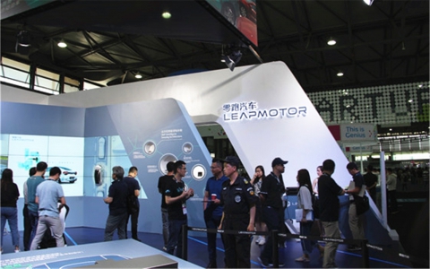 CES Asia 2018 | 零跑发布首款AI自动驾驶芯片  S01全新轿跑预约被抢空