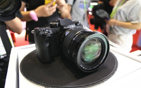 记录生活的美好质感 富士展示X-H1和全新instax SQUARE SQ6相机