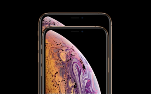 祝贺iPhone XS系列在热点科技2018五星奖颁奖盛典中荣获：年度风云奖