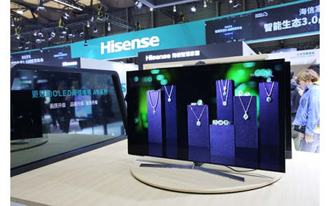 AWE2019 | 高速与高画质齐头并进 海信5G原型手机与A8彩电展望智能家庭