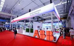 ABB机器人亮相2025世界机器人大会，展示自主多功能机器人技术发展蓝图