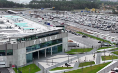 德国工人起诉特斯拉超级工厂?月薪4200欧元被指太低!