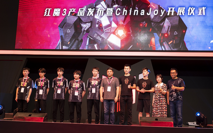 ChinaJoy 2019 | 努比亚发布红魔3钢枪套装 革新电竞手游体验