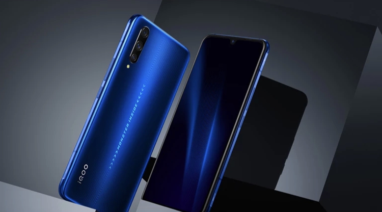 iQOO Pro 4G/5G版正式发布：5G版本3798元起步