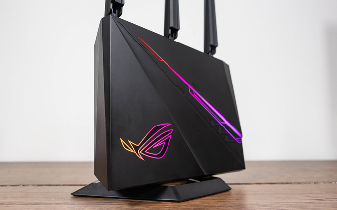 电竞枢纽 驾驭疾速：ROG GT-AC2900电竞路由器图赏