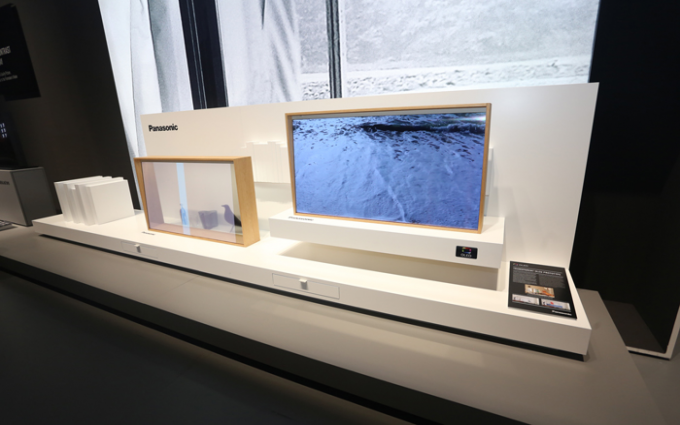 IFA 2019丨松下展出叠屏电视&透明电视 赚足观众眼球！