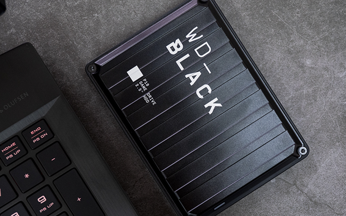 WD_BLACK P10游戏专用移动硬盘在2019热点科技五星奖颁奖中获：优秀产品奖