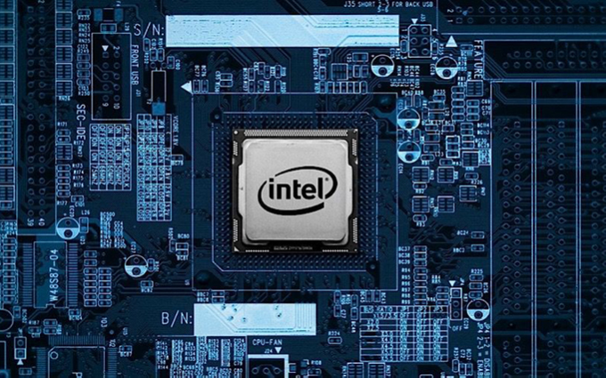 Intel第10代酷睿处理器外观揭晓：i9-10900实物图率先曝光